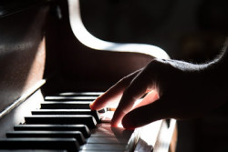 Nada Yoga und der Weg der Selbsterkenntnis  Klavier