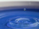 wasser-tropfen-blau-water-drop