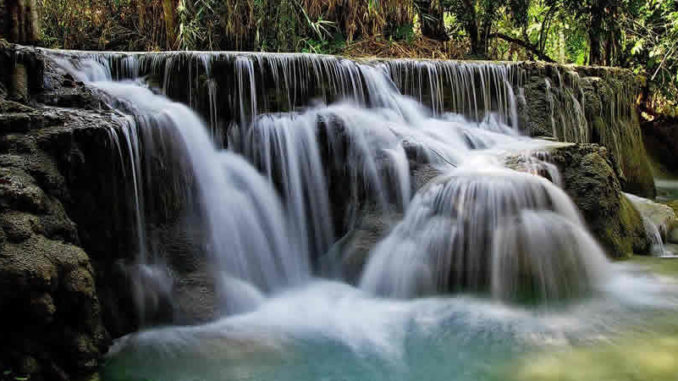 wasserfall-natur-kuang-si-falls