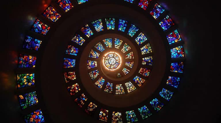spirale-glas-fenster-stained-glass