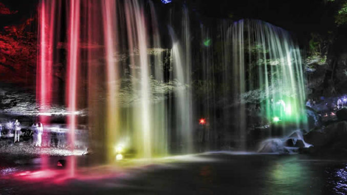 wasserfall-Farben-waterfall