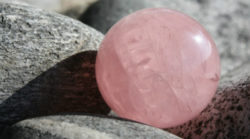  Rosenquarz kugel rose quartz