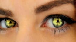 gene-dna-beusstsein-green-eyes
