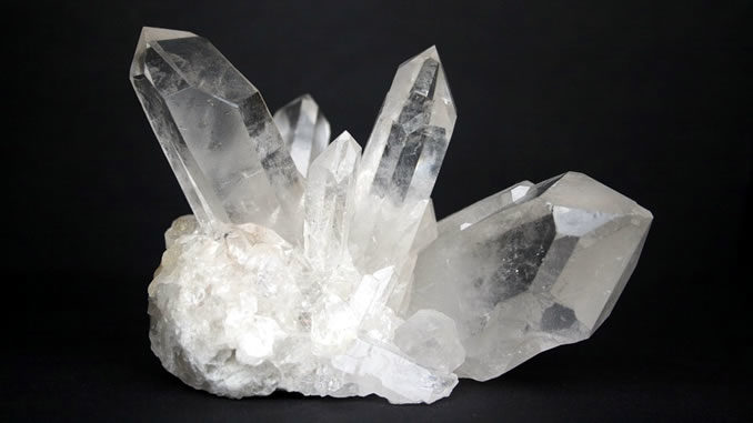 bergkristall-heilstein