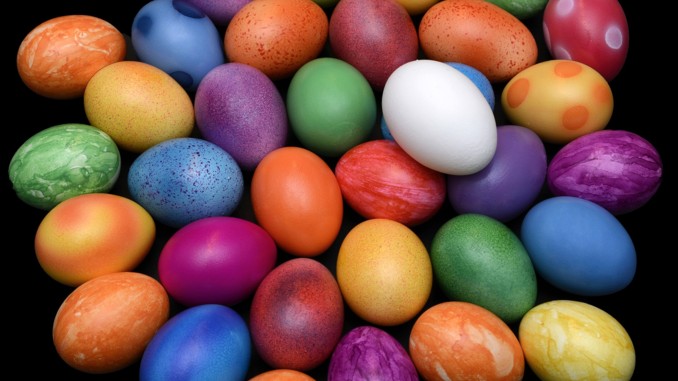 Andersartigkeit easter-eggs
