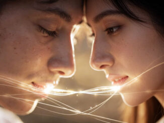 Zwei Menschen nah beieinander